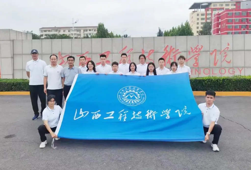 借助运动心理学家指导篮球运动员减压的方案_2